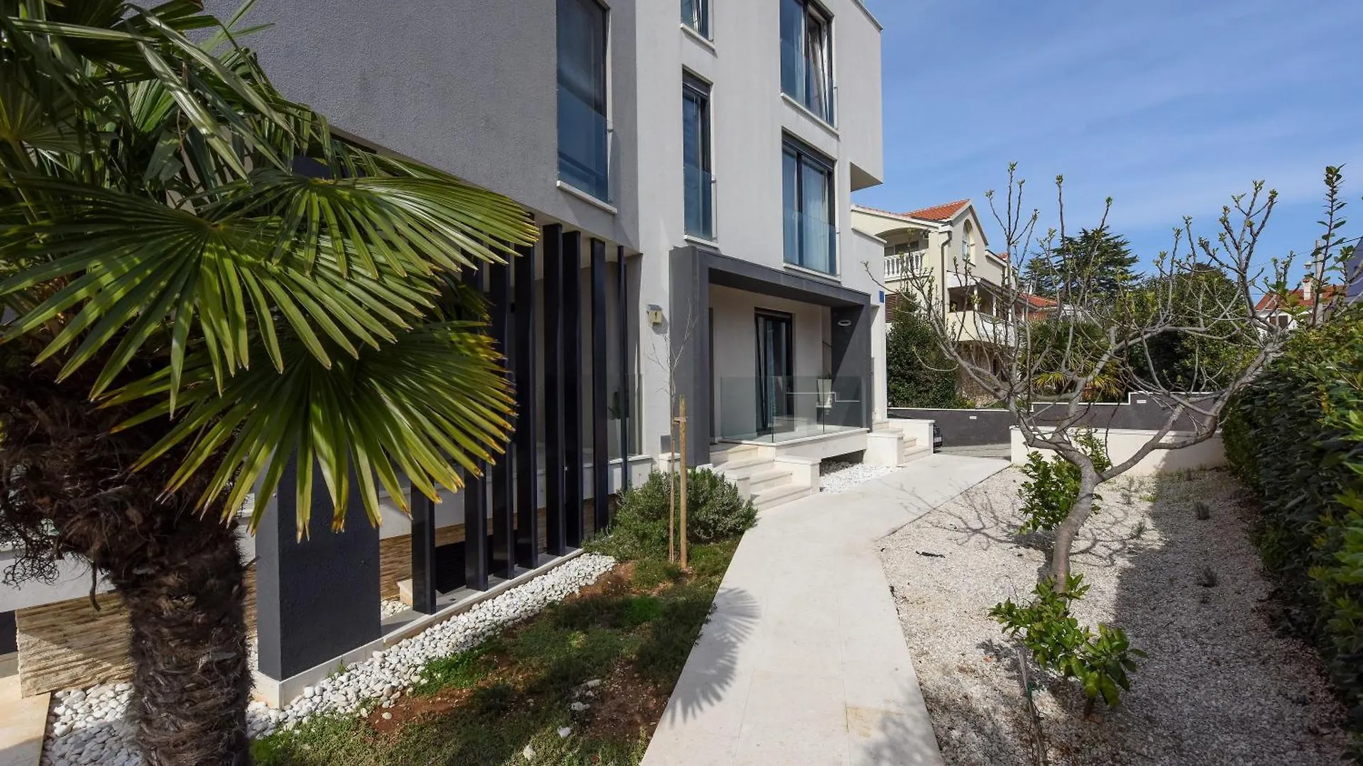 זאדאר Luxurious Urban Retreat Apartment With Whirlpool And Private Parking